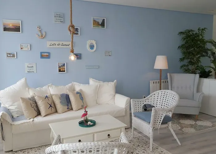 The Shore @ Baiabeach - Waterfront Nyaraló *