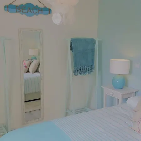 The Shore @ Baíabeach - Waterfront Casa de Férias *